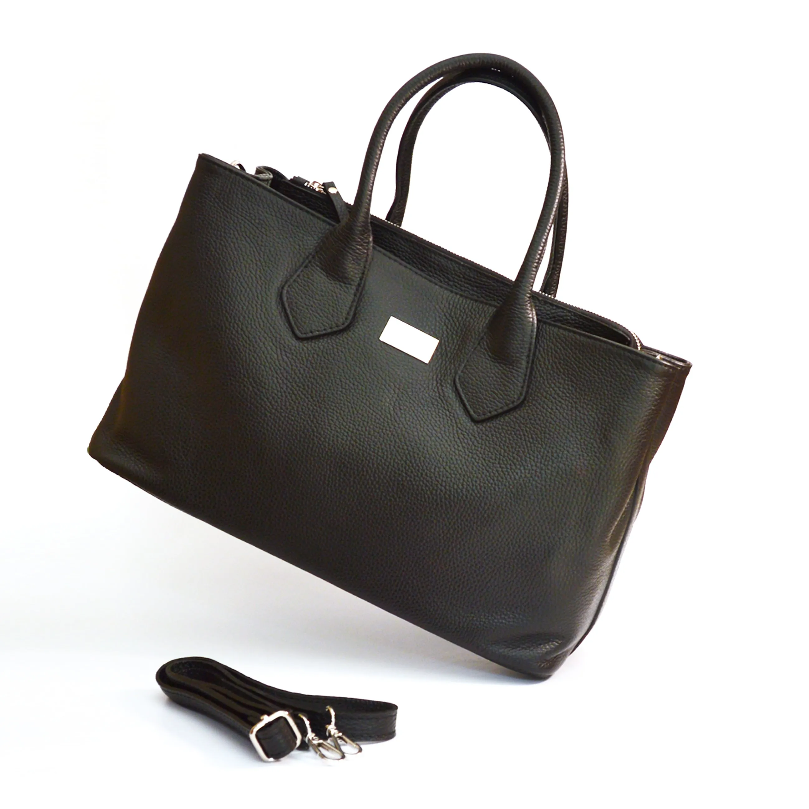 The Roma Weekend Black